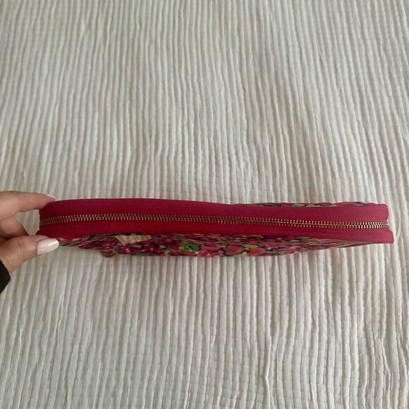 Lilly Pulitzer Agenda laptop folio in floral print. - Picture 4 of 6